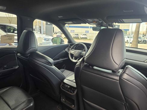 New 2026 Lexus TX 500h AWD image 15