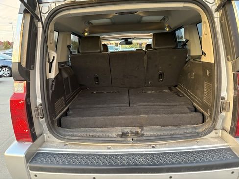 Used 2010 Jeep Commander Limited w/ Trailer Tow Group IV image 36