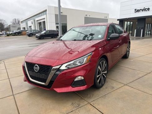 Used 2022 Nissan Altima 2.5 SR image 8