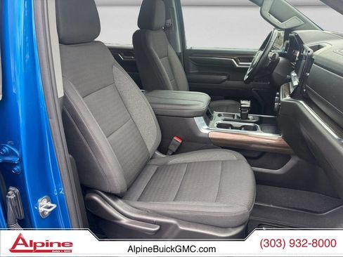Used 2024 Chevrolet Silverado 1500 RST AWD/4WD image 15
