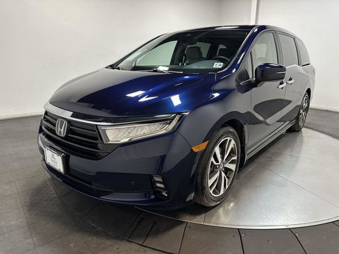 Certified 2024 Honda Odyssey Touring image 6