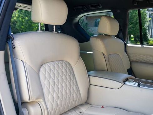 Used 2023 INFINITI QX80 Sensory w/ All-Season Package AWD/4WD image 55