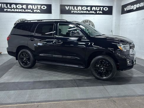 Used 2019 Toyota Sequoia TRD Sport w/ TRD Sport Premium Package AWD/4WD image 2
