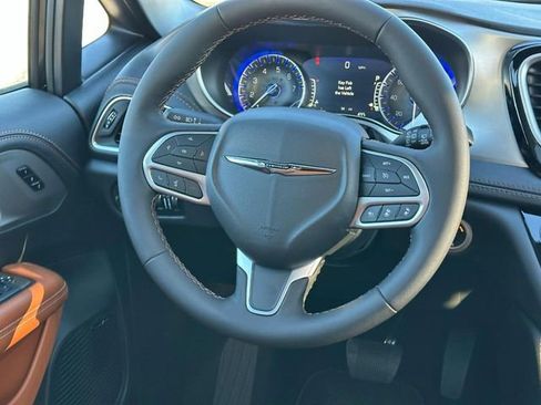 New 2026 Chrysler Pacifica Pinnacle FWD image 10