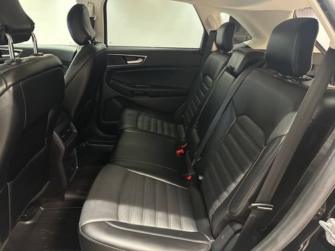 Used 2017 Ford Edge SEL w/ Equipment Group 201A AWD/4WD image 15