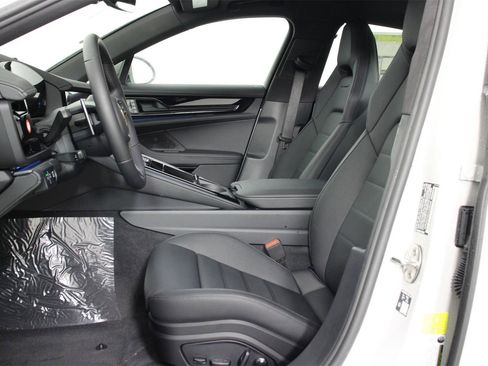 New 2026 Porsche Panamera 4 image 5