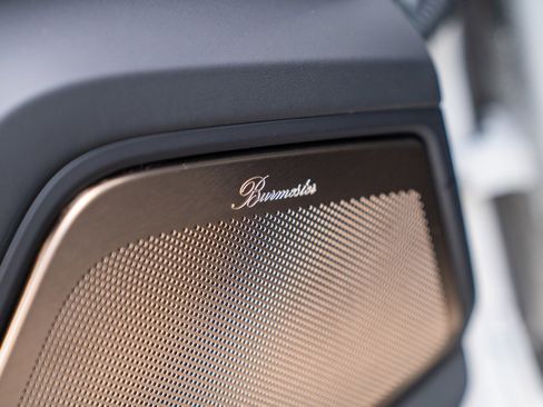 New 2025 Porsche Cayenne Turbo image 12