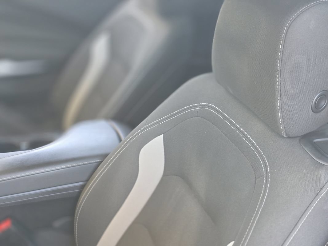 Used 2019 Chevrolet Camaro LT RWD image 21