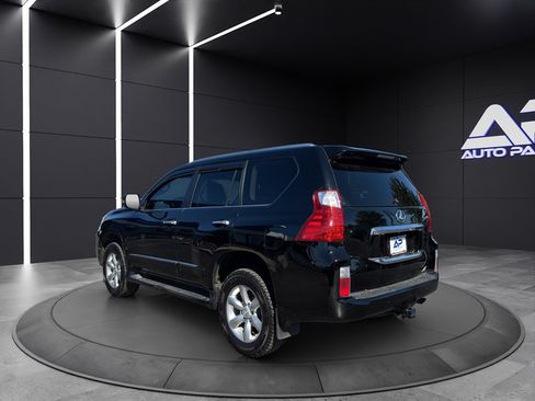 Used 2013 Lexus GX 460 w/ Comfort Plus Pkg AWD/4WD image 4