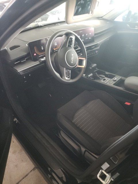Certified 2025 Kia K5 LXS FWD image 6