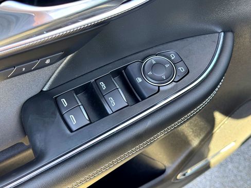 Used 2025 Buick Envision Sport Touring image 15