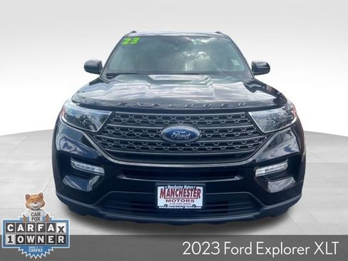 Used 2023 Ford Explorer XLT w/ Equipment Group 202A AWD/4WD image 3
