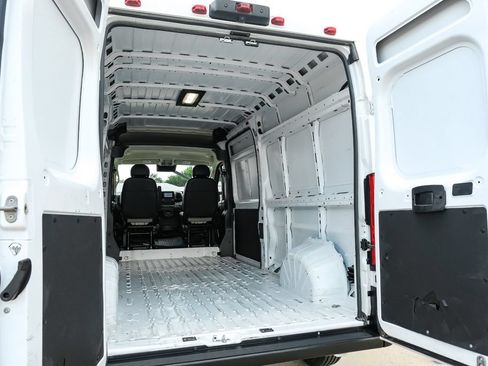 Used 2024 RAM ProMaster 2500 w/ Convenience Group FWD image 49