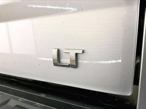 Used 2018 Chevrolet Silverado 1500 LT w/ All Star Edition AWD/4WD image 14