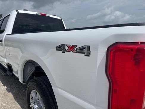 Used 2026 Ford F350 XLT AWD/4WD image 12