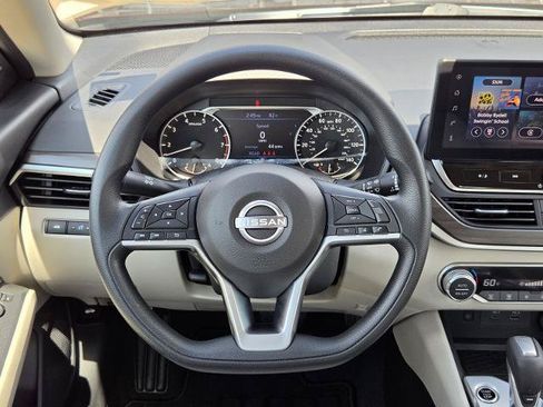 Certified 2025 Nissan Altima 2.5 SV w/ SV Special Edition Package FWD image 25