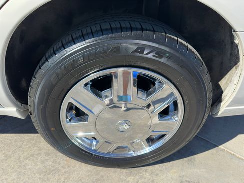 Used 2009 Cadillac DTS Limousine image 63