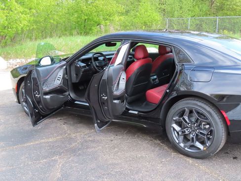 New 2026 Dodge Charger R/T AWD/4WD image 4