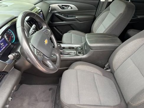 Used 2020 Chevrolet Traverse LT image 20