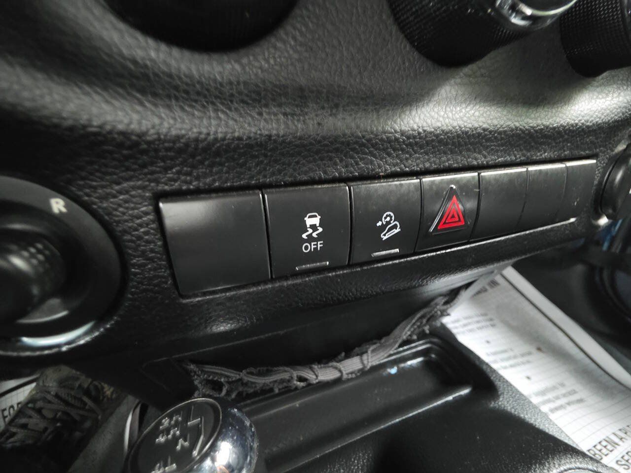 Used 2013 Jeep Wrangler Unlimited Sport AWD/4WD image 24