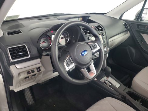 Used 2018 Subaru Forester 2.5i image 11