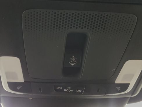 Used 2025 Honda CR-V Sport-L image 18