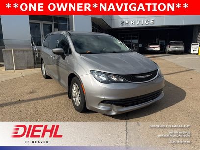 Used 2017 Chrysler Pacifica Touring w/ Tire & Wheel Group
