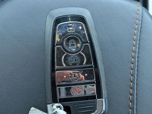 Certified 2025 Lincoln Navigator L Black Label image 34