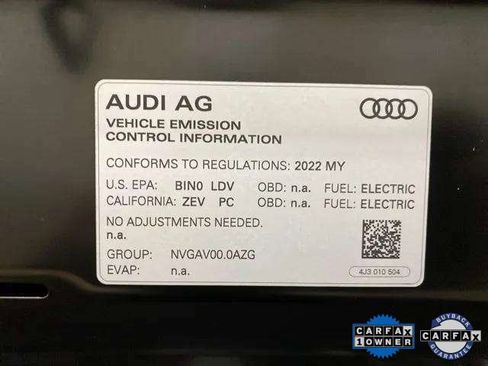 Used 2022 Audi e-tron GT Premium Plus image 91