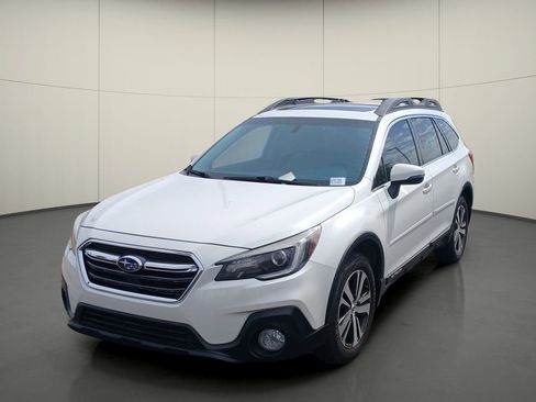 Used 2019 Subaru Outback 3.6R Limited AWD/4WD image 3