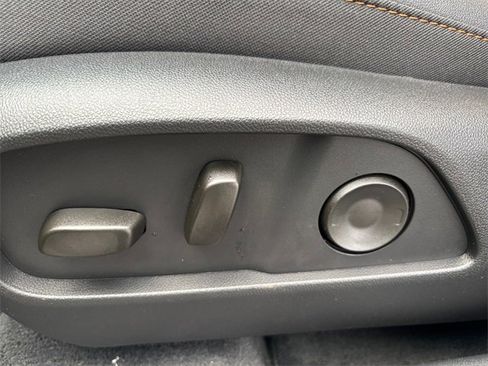 New 2026 Chevrolet Equinox ACTIV w/ Convenience Package III image 16