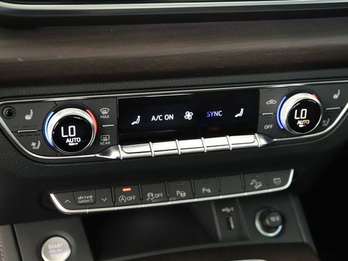 Certified 2023 Audi Q5 2.0T Prestige w/ Prestige Package AWD/4WD image 27