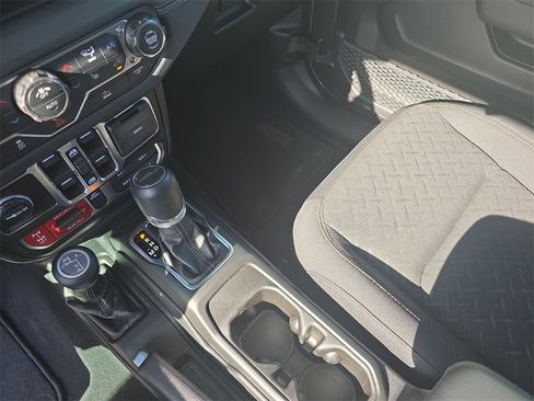 New 2026 Jeep Gladiator Mojave image 25