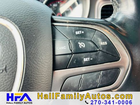 Used 2021 Dodge Charger SXT w/ Leather Interior Group RWD image 23