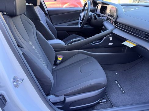 New 2026 Hyundai Elantra Sport image 15