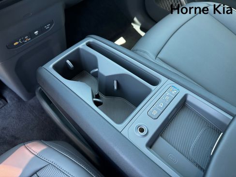 New 2026 Kia EV9 Light image 17