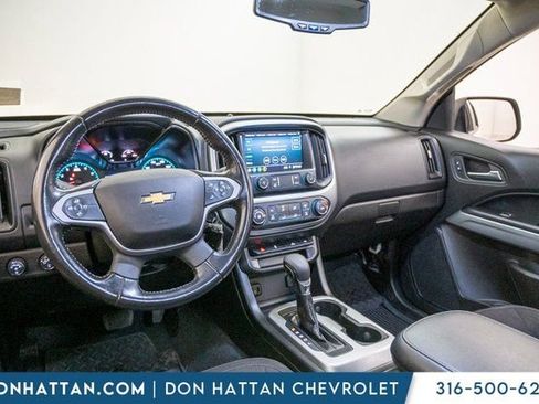Used 2022 Chevrolet Colorado LT w/ LT Convenience Package image 21