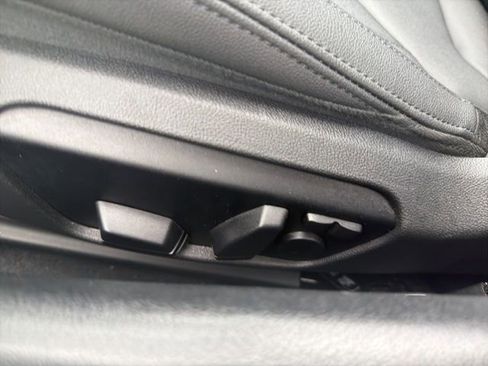 Used 2022 BMW Z4 M40i w/ Premium Package image 22