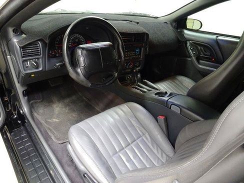 Used 1998 Chevrolet Camaro Z28 w/ Preferred Equipment Group 2 RWD image 10