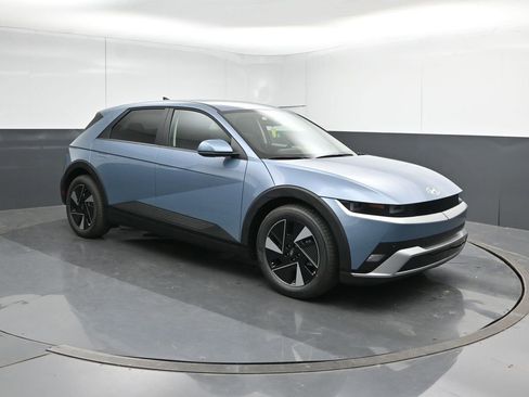 New 2026 Hyundai Ioniq 5 SE RWD image 7
