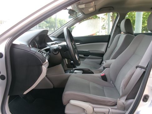 Used 2012 Honda Accord LX image 11