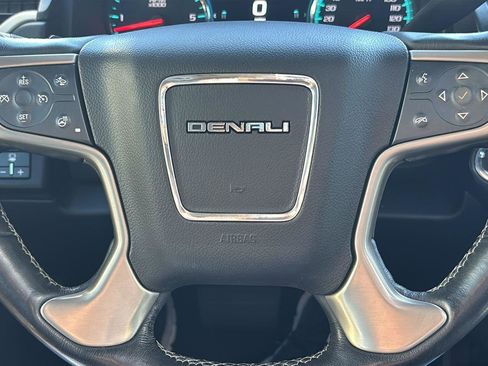 Used 2019 GMC Yukon XL Denali w/ Denali Ultimate Package image 30