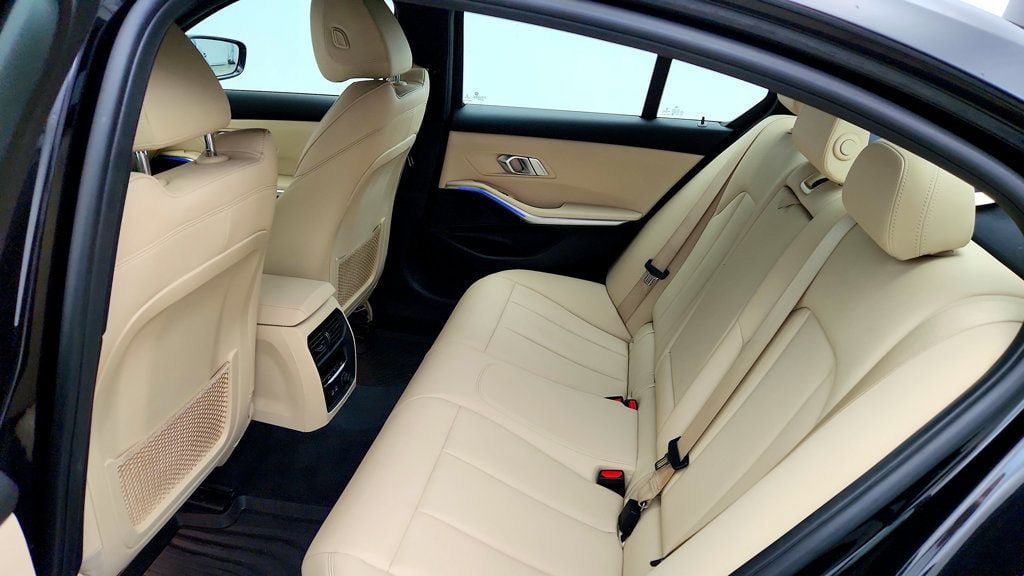 Used 2020 BMW 330i xDrive Sedan w/ Convenience Package AWD/4WD image 21