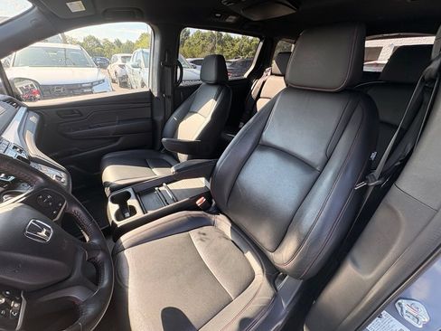 Used 2023 Honda Odyssey Sport image 21