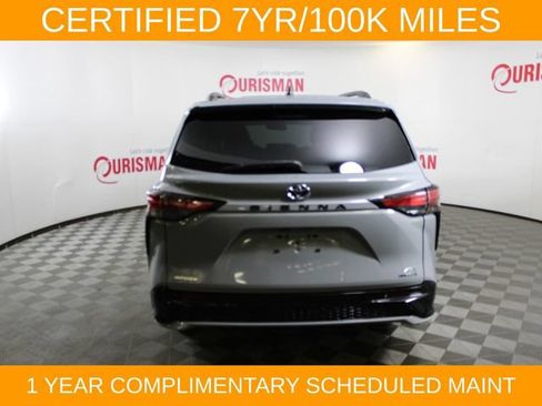 Used 2024 Toyota Sienna XSE w/ XSE Plus Package FWD image 6
