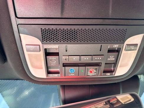 Used 2020 Acura TLX 3.5L A-Spec Pkg image 32