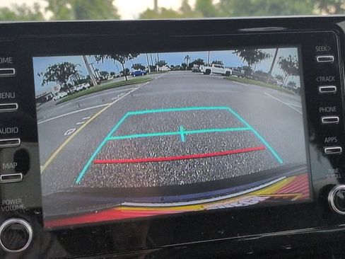 Used 2020 Toyota Corolla SE FWD image 19