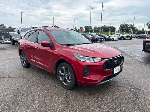 Certified 2024 Ford Escape ST-Line Select w/ Tech Pack #2 AWD/4WD image 1
