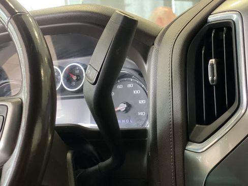 Used 2021 Chevrolet Silverado 1500 LT Trail Boss w/ Convenience Package II AWD/4WD image 22