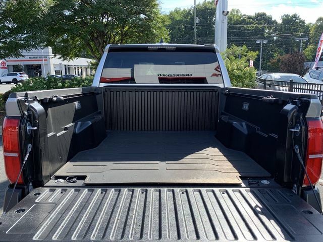 Used 2025 Toyota Tacoma SR w/ SR Upgrade Package AWD/4WD image 38